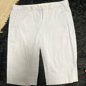 New Theory bermudas, size 6, color light blue